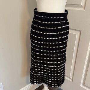Milano tulip Black and White Women's Skirt NWT medium